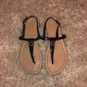 Black and Tan Sandals Size 7